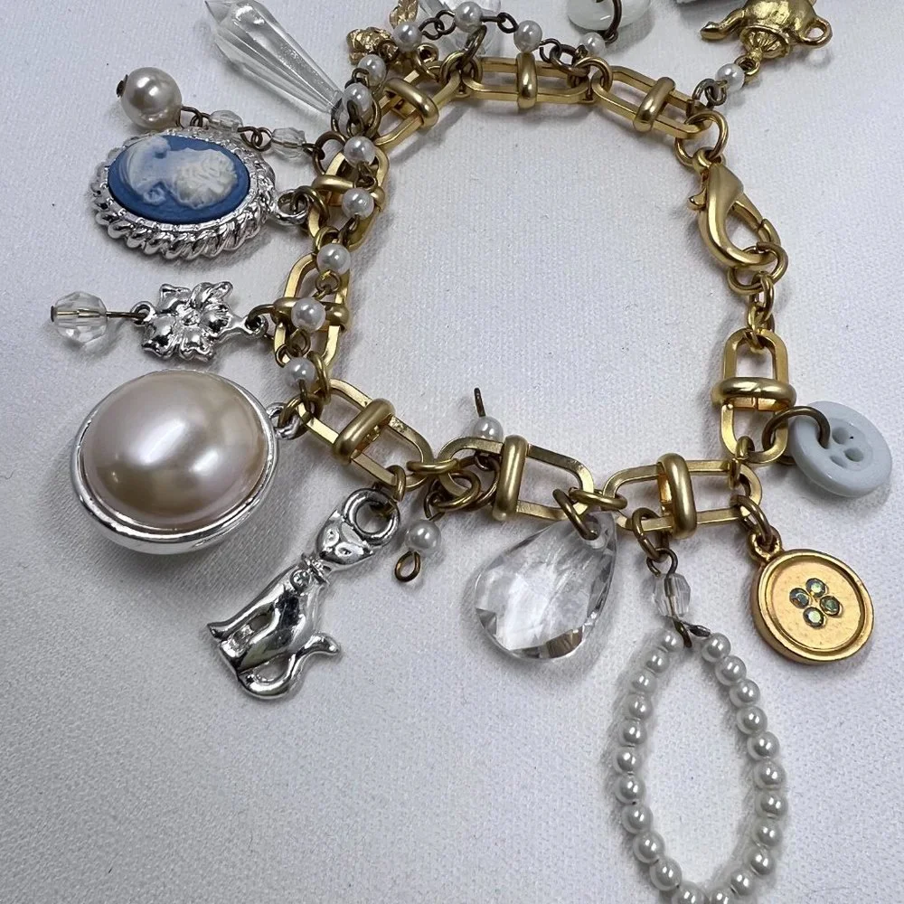 Gold Toned 7” Large Charm Bracelet